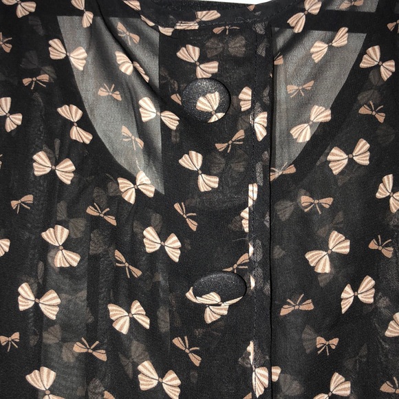 Sheer blouse - Picture 3 of 4